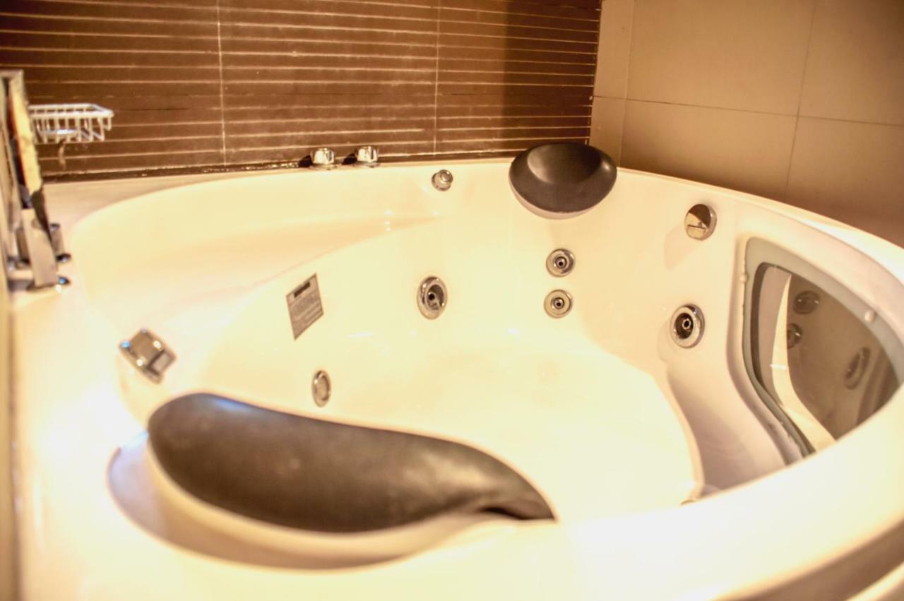Kamares Suites Kalamata Esterno foto